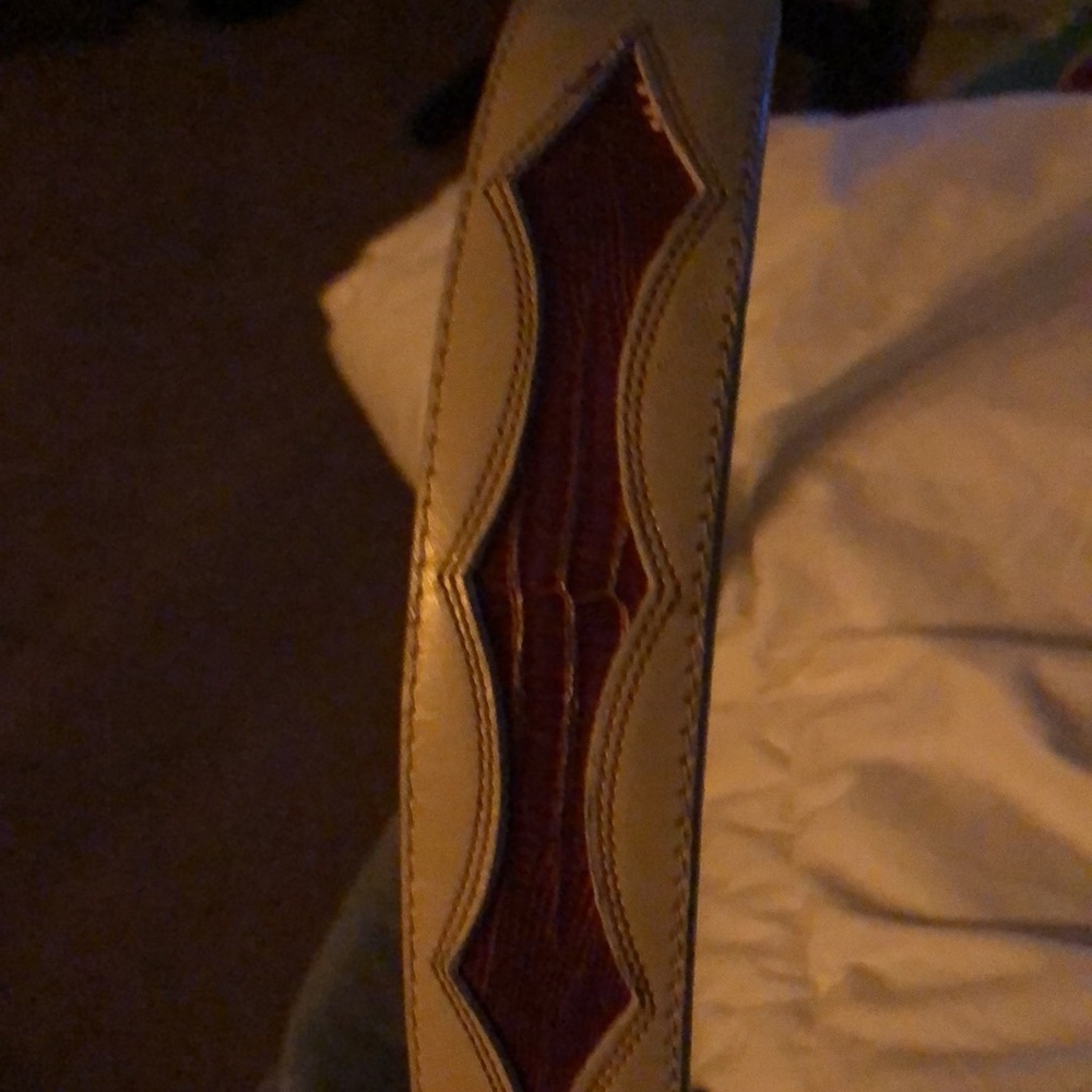 TONY LAMA COWBOY BELT. Tan & brownSIZE 30. Great shape.can be worn men or female